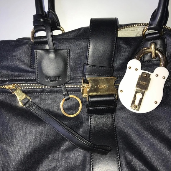 Loewe Handbag in Mavy - Picture 2 of 7